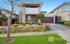 8 Pasture Circuit, Clyde North Vic