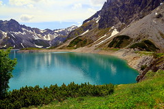 Turquoise pearl of the Central Alps