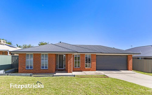 40 Melaleuca Drive, Forest Hill NSW