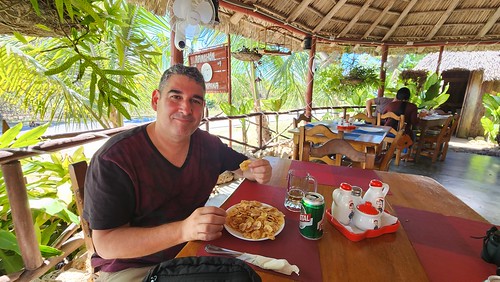 Ordered some plantain chips while we wait for the main order. At restaurant "El Ranchón" in La Campana village, Cienfuegos, Cuba 2023. La Campana has become a favorite and obligated stop for meals when we go to the south coast of Cienfuegos.