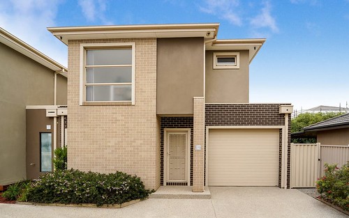 1/8 Ancona Court, Point Cook Vic