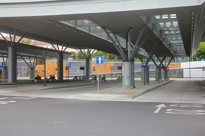 Bus transfer terminal , Gliwice 🇵🇱 12.07.2023<br/>© <a href="https://flickr.com/people/15632944@N00" target="_blank" rel="nofollow">15632944@N00</a> (<a href="https://flickr.com/photo.gne?id=53041738922" target="_blank" rel="nofollow">Flickr</a>)