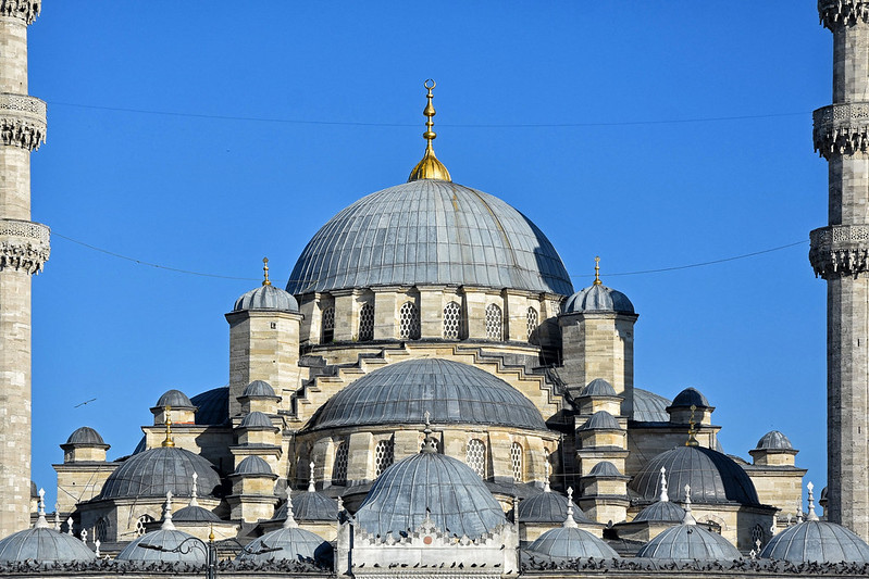 Yeni Cami<br/>© <a href="https://flickr.com/people/152965534@N06" target="_blank" rel="nofollow">152965534@N06</a> (<a href="https://flickr.com/photo.gne?id=53058759044" target="_blank" rel="nofollow">Flickr</a>)