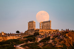 moonrise at the ancient temple