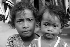 Young Aeta sisters