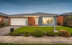 14 Curved Trunk Road, Officer VIC