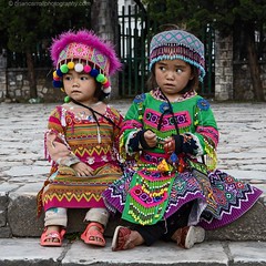 IMGR8862 Young ethnic girls in Sapa, North Vietnam