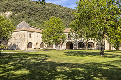 Entrada al monasterio de Santa María la Real de Iranzu