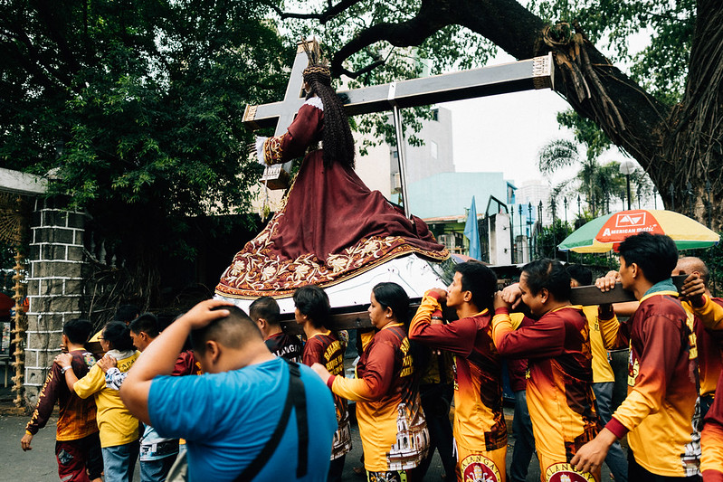 Black Nazarene procession, fiesta of St Peter & Paul Church<br/>© <a href="https://flickr.com/people/37837114@N00" target="_blank" rel="nofollow">37837114@N00</a> (<a href="https://flickr.com/photo.gne?id=53096507421" target="_blank" rel="nofollow">Flickr</a>)