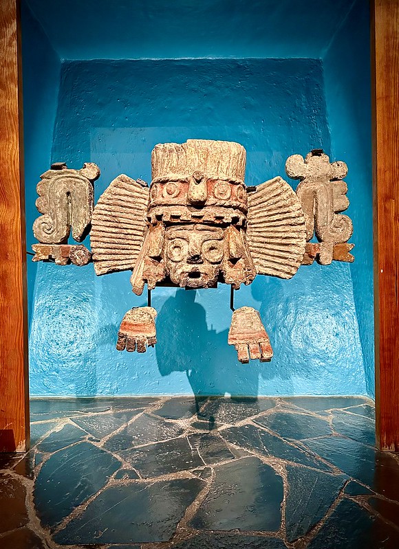 Brazier from the Templo Mayor<br/>© <a href="https://flickr.com/people/28287831@N00" target="_blank" rel="nofollow">28287831@N00</a> (<a href="https://flickr.com/photo.gne?id=53120642840" target="_blank" rel="nofollow">Flickr</a>)