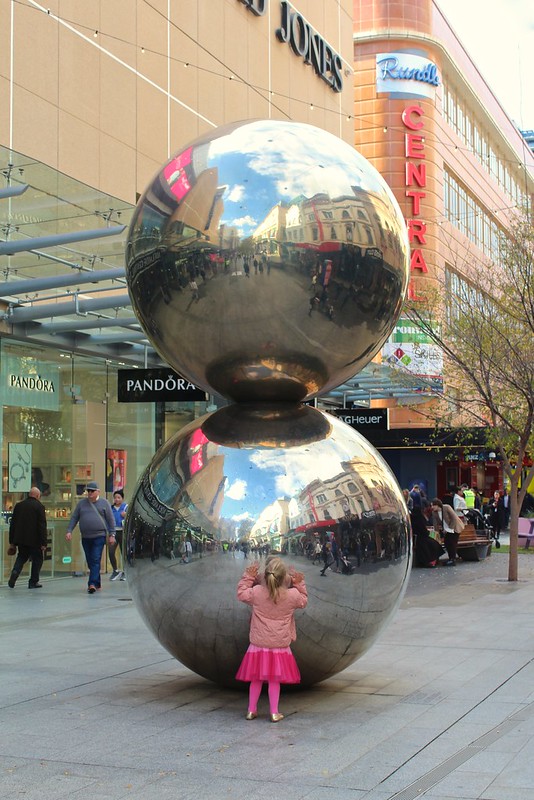 The Spheres aka The Malls Balls<br/>© <a href="https://flickr.com/people/51035785936@N01" target="_blank" rel="nofollow">51035785936@N01</a> (<a href="https://flickr.com/photo.gne?id=53125874247" target="_blank" rel="nofollow">Flickr</a>)