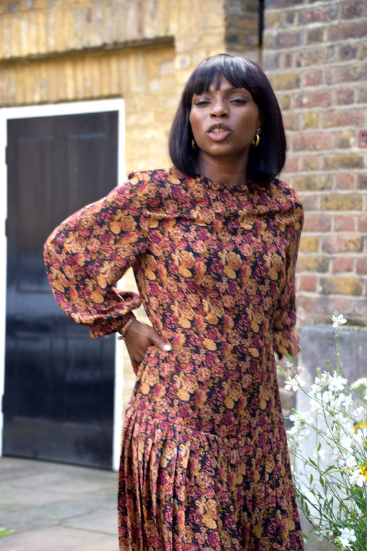 DSC_2142 Tricia from Ghana in Lovely Summer Dress on Location at John Wesley Methodist Chapel Churchyard City Road London<br/>© <a href="https://flickr.com/people/41087279@N00" target="_blank" rel="nofollow">41087279@N00</a> (<a href="https://flickr.com/photo.gne?id=53132492220" target="_blank" rel="nofollow">Flickr</a>)