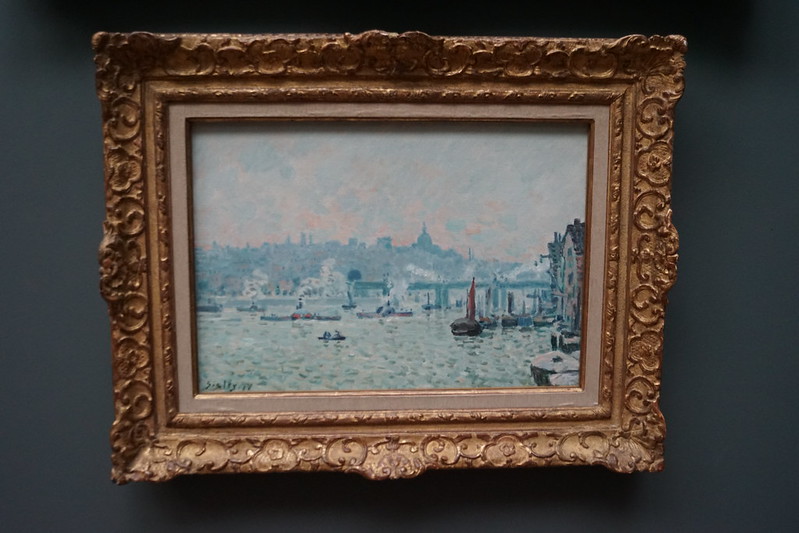 View of the Thames, Charing Cross Bridge 1874, Alfred Sisley 1839-1899, National Gallery, Trafalgar Square, Charing Cross, City of Westminster, London, WC2N 5DN (1)<br/>© <a href="https://flickr.com/people/38298328@N08" target="_blank" rel="nofollow">38298328@N08</a> (<a href="https://flickr.com/photo.gne?id=53144587151" target="_blank" rel="nofollow">Flickr</a>)