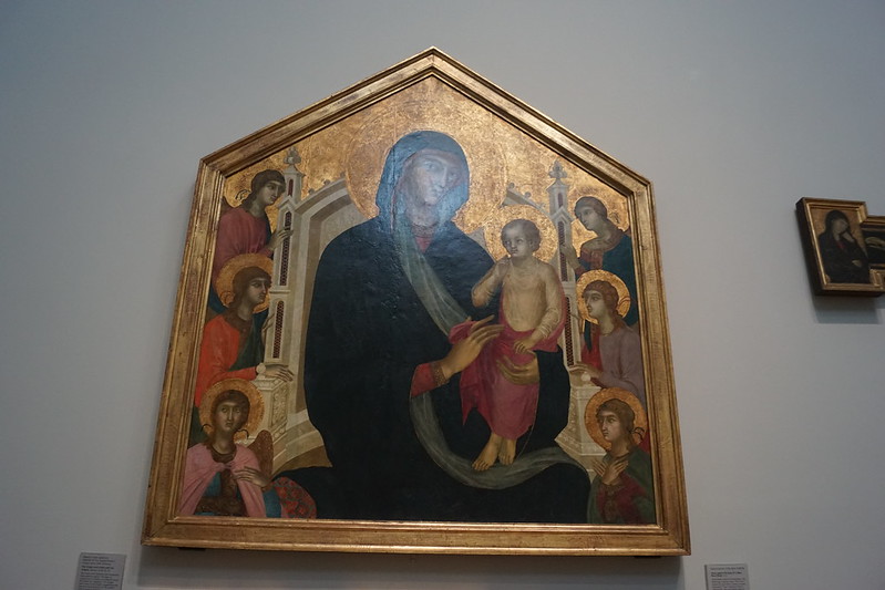 Virgin and Child with Six Angels, about 130-1315, Master of Albertini (Master of the Casole Fresco), early 14th Century, National Gallery, Trafalgar Square, Charing Cross, Westminster (1<br/>© <a href="https://flickr.com/people/38298328@N08" target="_blank" rel="nofollow">38298328@N08</a> (<a href="https://flickr.com/photo.gne?id=53144611266" target="_blank" rel="nofollow">Flickr</a>)