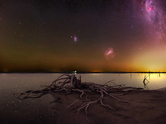 Carina & the Magellanic Clouds above Lake Ninan, Western Australia
