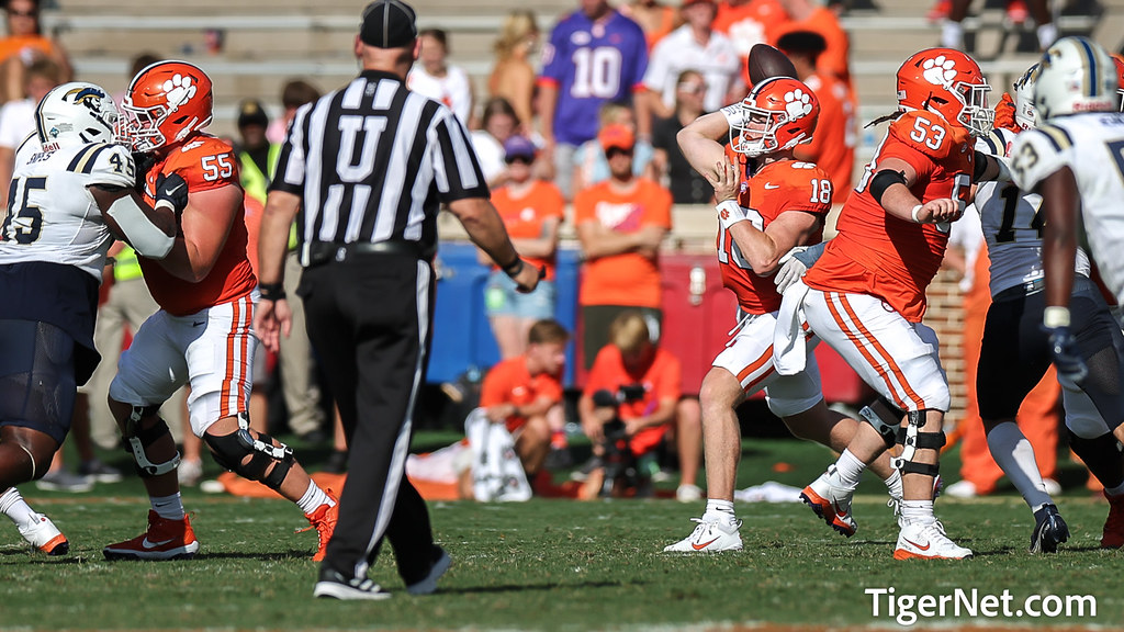 Clemson Football Photo of Hunter Helms and charlestonsouthern