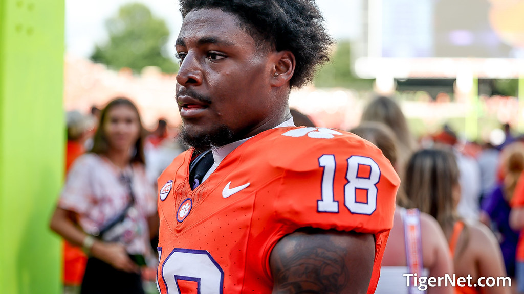 Clemson Football Photo of charlestonsouthern and Kylon Griffin