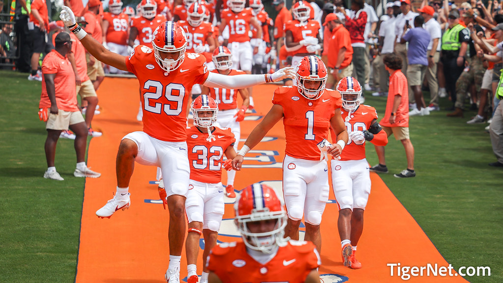 Clemson Football Photo of brandenstrozier and charlestonsouthern