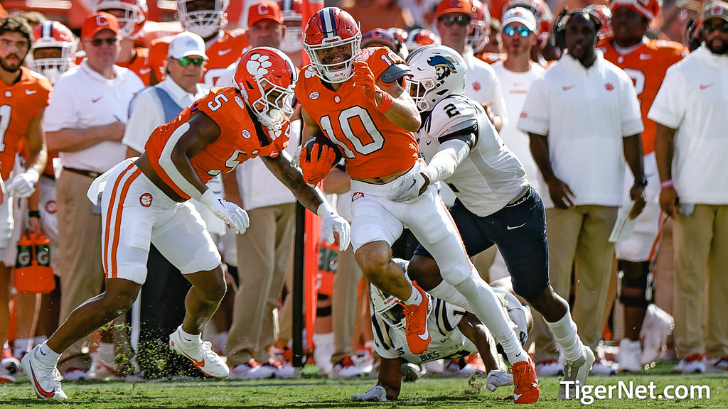 Clemson Football Photo of Troy Stellato and charlestonsouthern