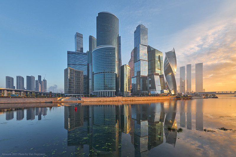 Russia. Moscow. Moscow City at dawn.<br/>© <a href="https://flickr.com/people/38465352@N03" target="_blank" rel="nofollow">38465352@N03</a> (<a href="https://flickr.com/photo.gne?id=53182104329" target="_blank" rel="nofollow">Flickr</a>)