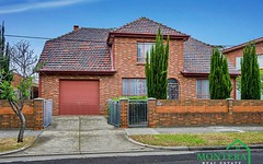 12 Collier Place, Strathmore Heights VIC