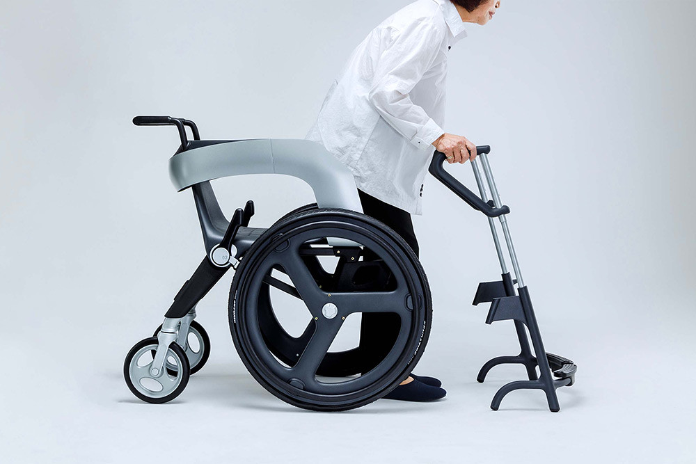 圖2：James-Dyson-2023設計大獎台灣地區賽冠軍「適老化輪椅」，憑藉對長者的身心需求認識與了解，以創新發明提供不同的移動輔具選擇。