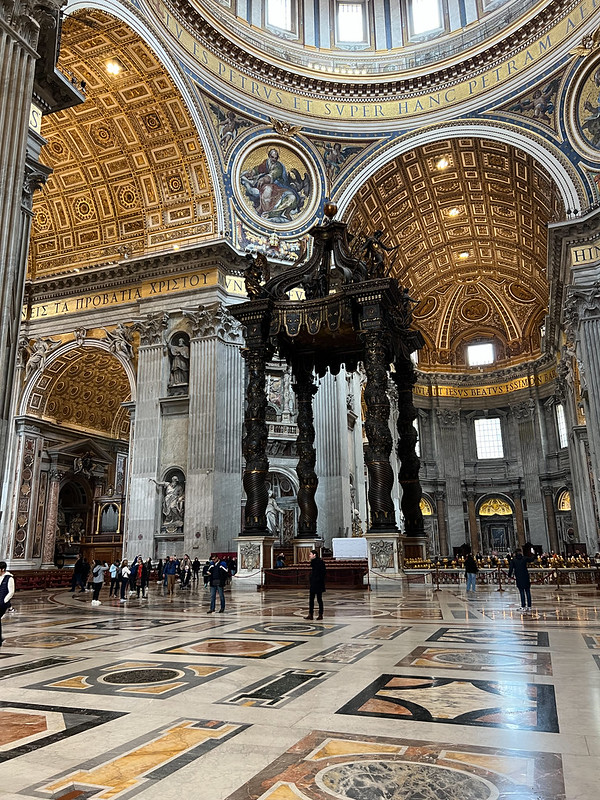 St Peter's Basilica<br/>© <a href="https://flickr.com/people/14605534@N03" target="_blank" rel="nofollow">14605534@N03</a> (<a href="https://flickr.com/photo.gne?id=53190587554" target="_blank" rel="nofollow">Flickr</a>)