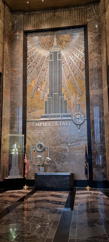 Views from and around the Empire State Building in NYC<br/>© <a href="https://flickr.com/people/20923094@N04" target="_blank" rel="nofollow">20923094@N04</a> (<a href="https://flickr.com/photo.gne?id=53191248562" target="_blank" rel="nofollow">Flickr</a>)