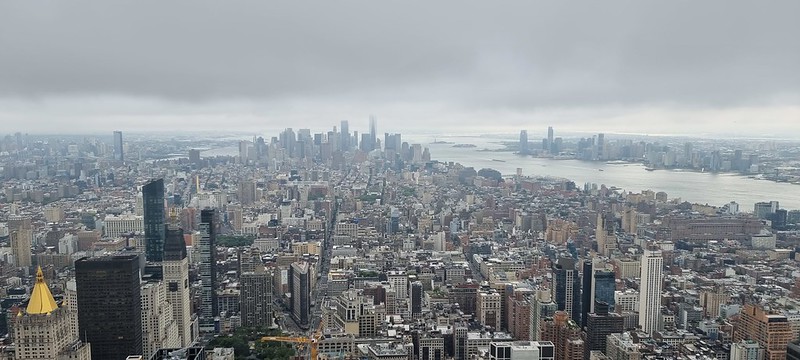 Views from and around the Empire State Building in NYC<br/>© <a href="https://flickr.com/people/20923094@N04" target="_blank" rel="nofollow">20923094@N04</a> (<a href="https://flickr.com/photo.gne?id=53191251652" target="_blank" rel="nofollow">Flickr</a>)