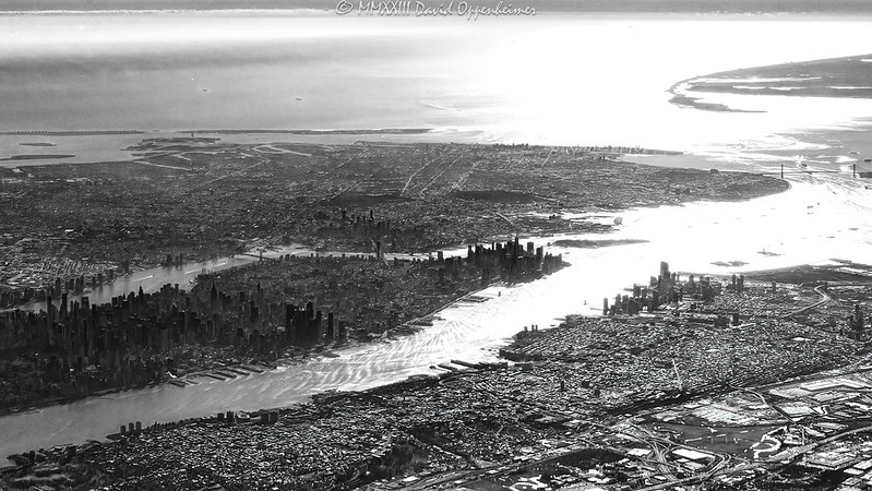 New York City Skyline Black and White Aerial View<br/>© <a href="https://flickr.com/people/47696063@N00" target="_blank" rel="nofollow">47696063@N00</a> (<a href="https://flickr.com/photo.gne?id=53194619420" target="_blank" rel="nofollow">Flickr</a>)