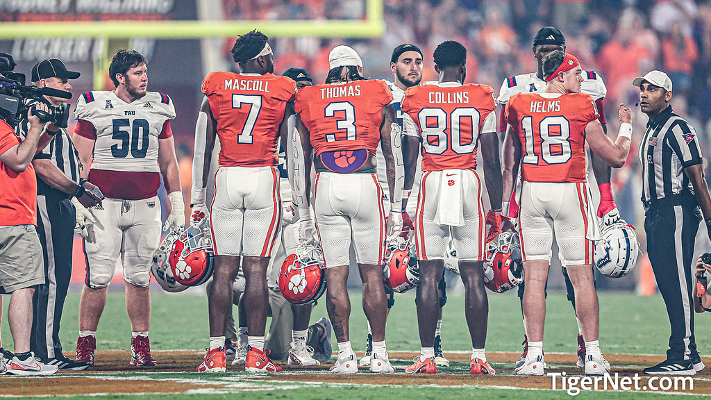 Clemson Football Photo of Beaux Collins and Hunter Helms and Justin Mascoll and Xavier Thomas and floridaatlantic