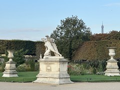 Tuileries Garden<br/>© <a href="https://flickr.com/people/21545100@N00" target="_blank" rel="nofollow">21545100@N00</a> (<a href="https://flickr.com/photo.gne?id=53202653653" target="_blank" rel="nofollow">Flickr</a>)