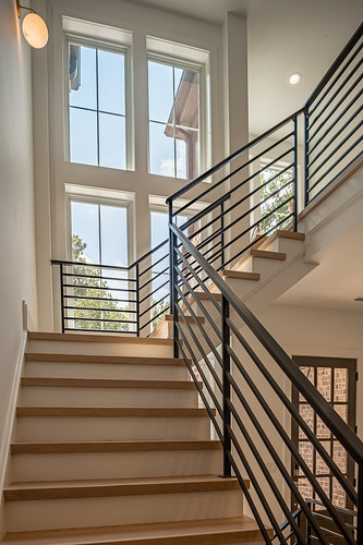 Modern staircase and railings system