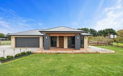 11 Government Road, Newlyn North VIC