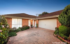 10 Little Chipping Drive, Chirnside Park VIC