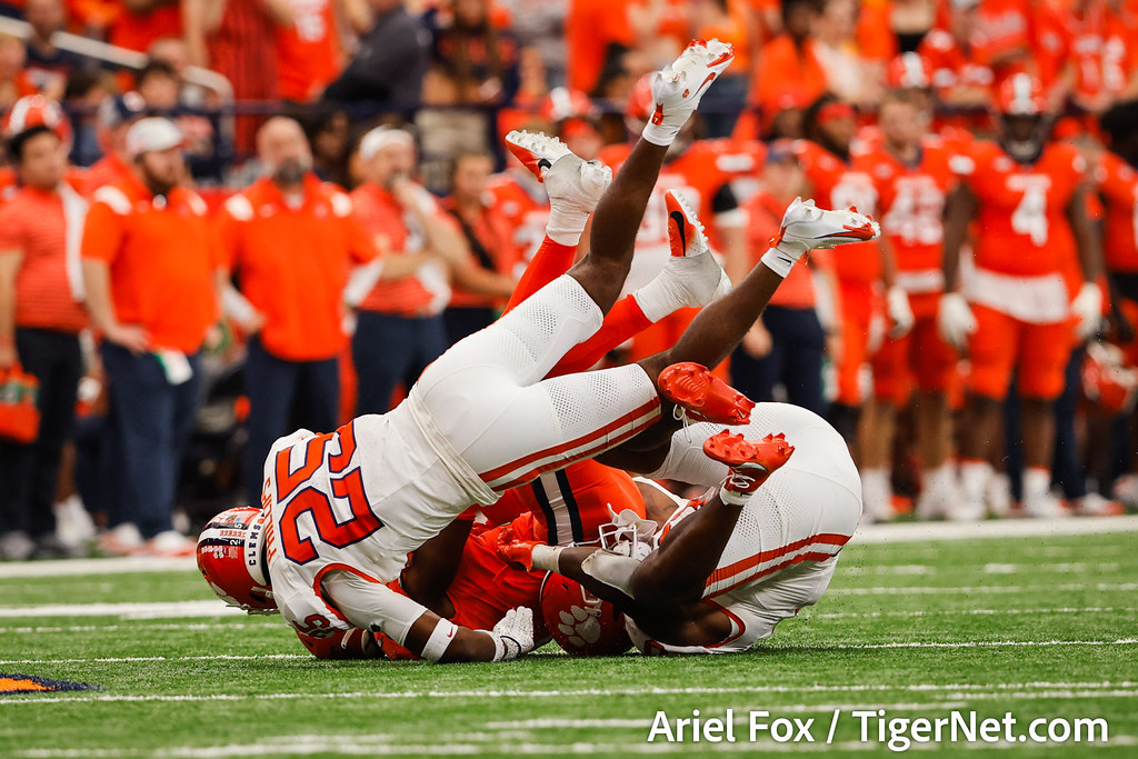 Clemson Football Photo of Jalyn Phillips and Syracuse