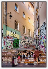 Graffiti and Young People in Marseille<br/>© <a href="https://flickr.com/people/109715245@N06" target="_blank" rel="nofollow">109715245@N06</a> (<a href="https://flickr.com/photo.gne?id=53229996134" target="_blank" rel="nofollow">Flickr</a>)