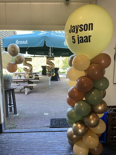 Ballonpilaar Breed Rond Bedrukt Tafeldecoratie 3ballonnen Folieballon Cijfer 5 Verjaardag  Pannenkoekenrestaurant De Soete Suikerbol Pijnacker