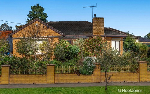 116 Woodhouse Grove, Box Hill North VIC