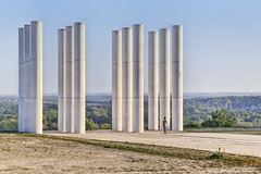 Les douze colonnes // The twelve columns