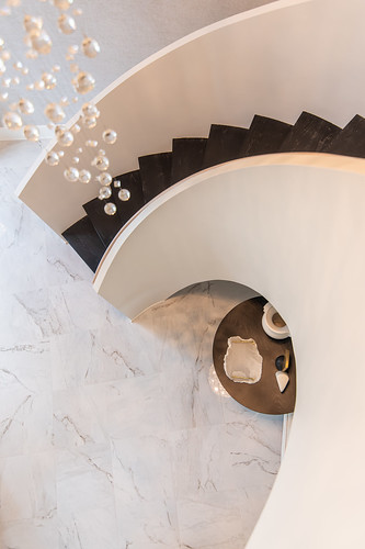 Curved stair