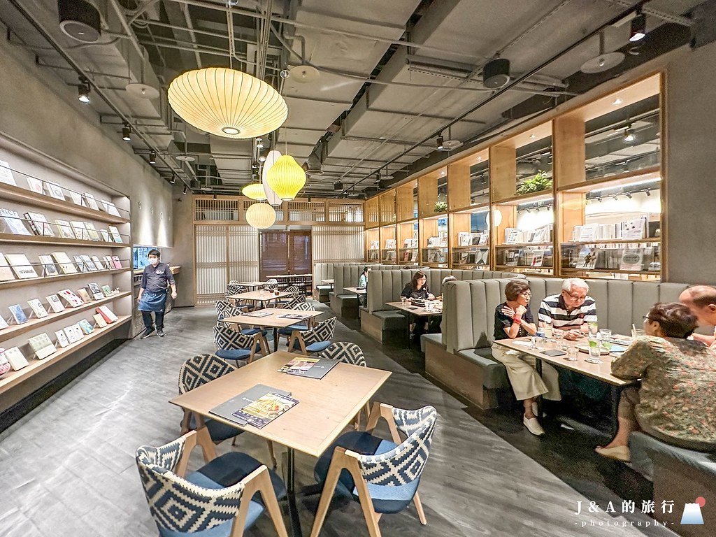 Wired Chaya茶屋-藏身在書店內的日系餐廳 @J&amp;A的旅行