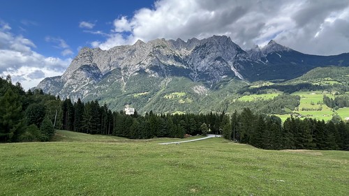 The "Do-Re-Mi" field above Werfen with Hohenwerfen in the background