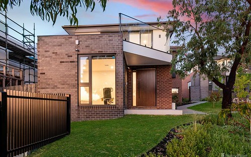 1/7 Chippendale Court, Templestowe VIC