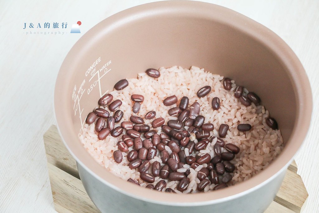 【食譜】紅豆飯-日本節慶料理，能幹貓今天也憂鬱的赤飯作法 @J&amp;A的旅行