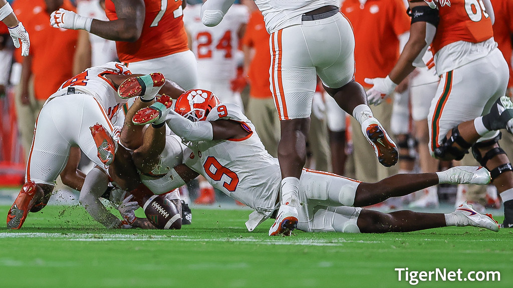 Clemson Football Photo of RJ Mickens and miami
