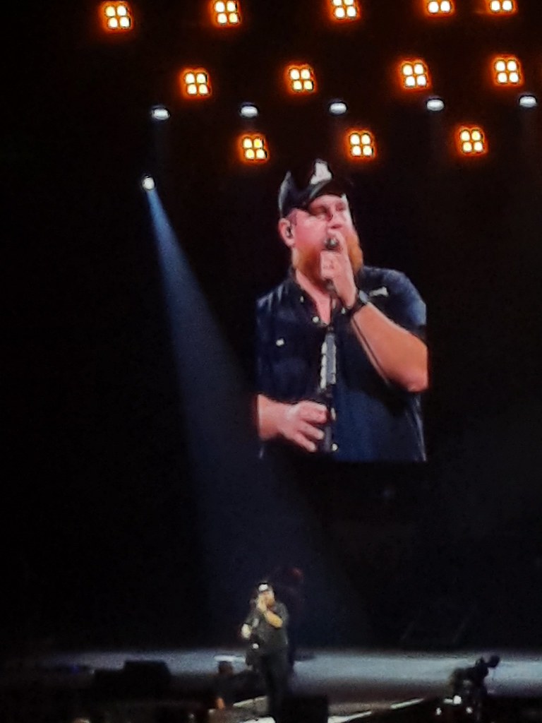 Luke Combs images