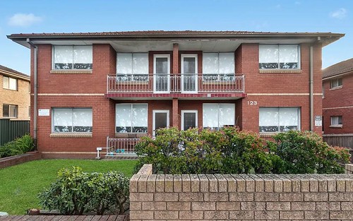 4/123 Sproule St, Lakemba NSW 2195