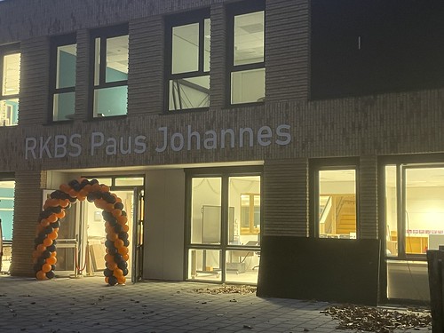 Ballonboog 6m Opening RKBS Paus Johannes Spijkenisse