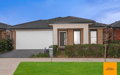 17 Inverness Place, Thornhill Park VIC